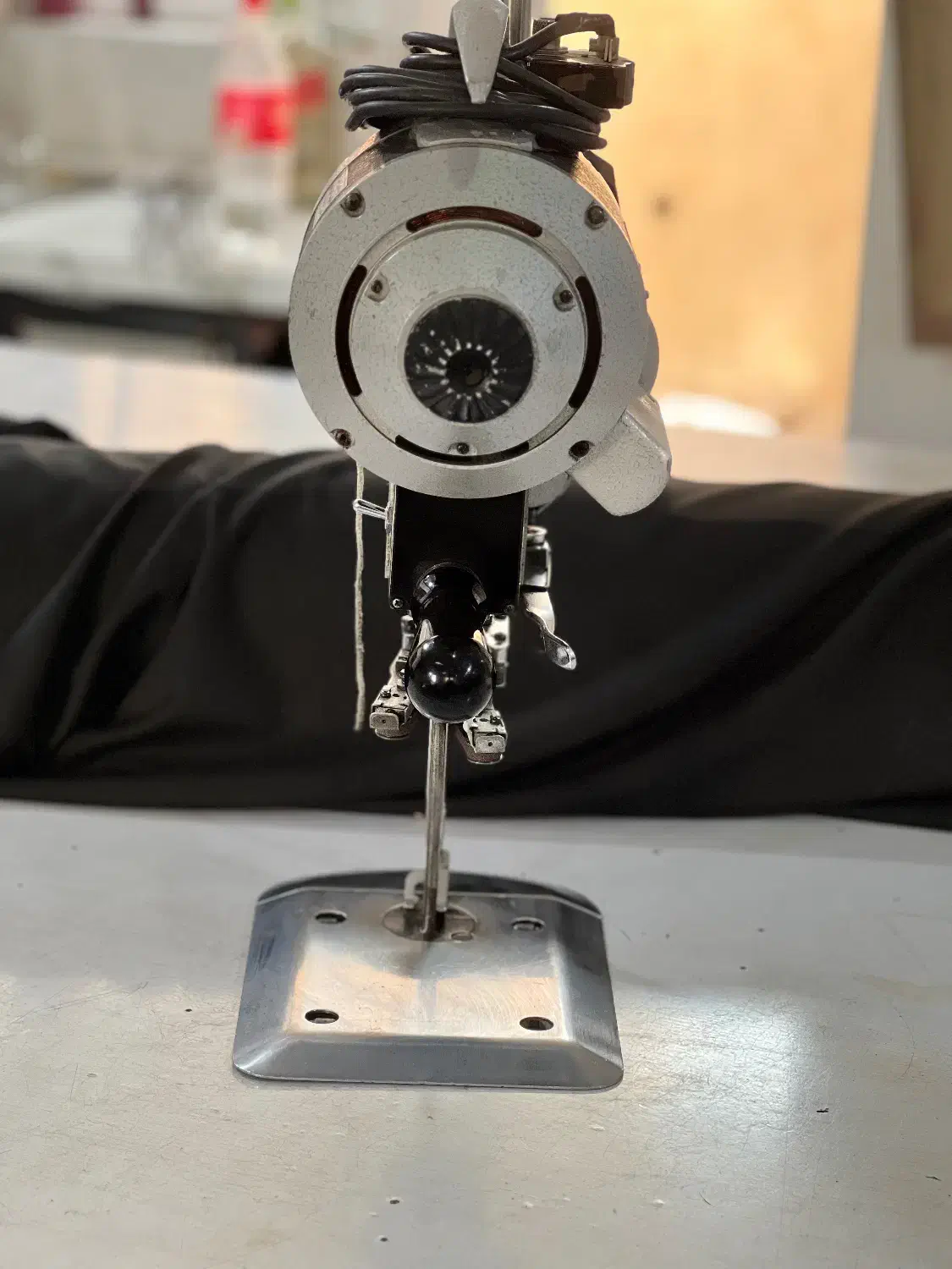 قیچی برقی دورمشکی|لوازم خیاطی و بافتنی|تهران, هرندی|دیوار