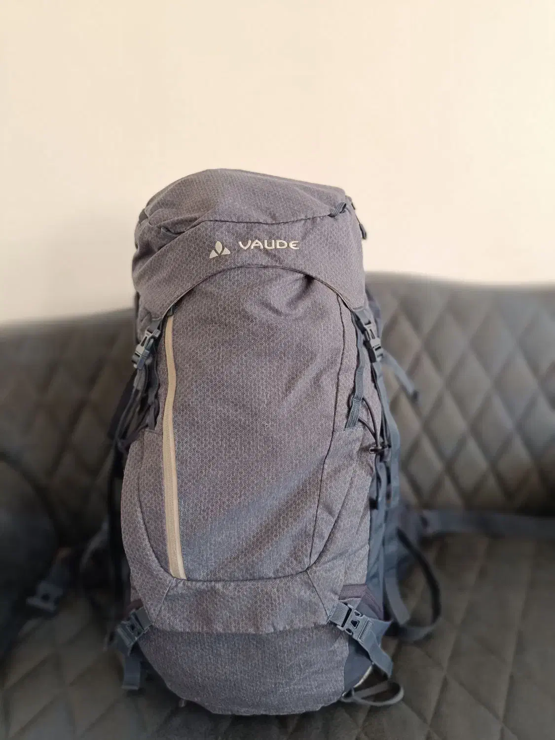 کوله پشتی اورجینال کوهنوردی vaude Asymmetric 48+8L|کوهنوردی و کمپینگ|شیراز, بعثت|دیوار