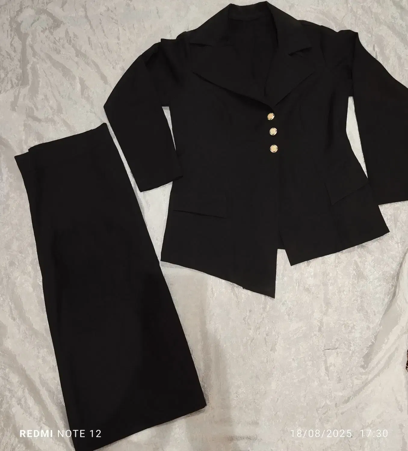 کت و دامن زنانه وپالتو|لباس|هشتگرد, شهرک بعثت|دیوار