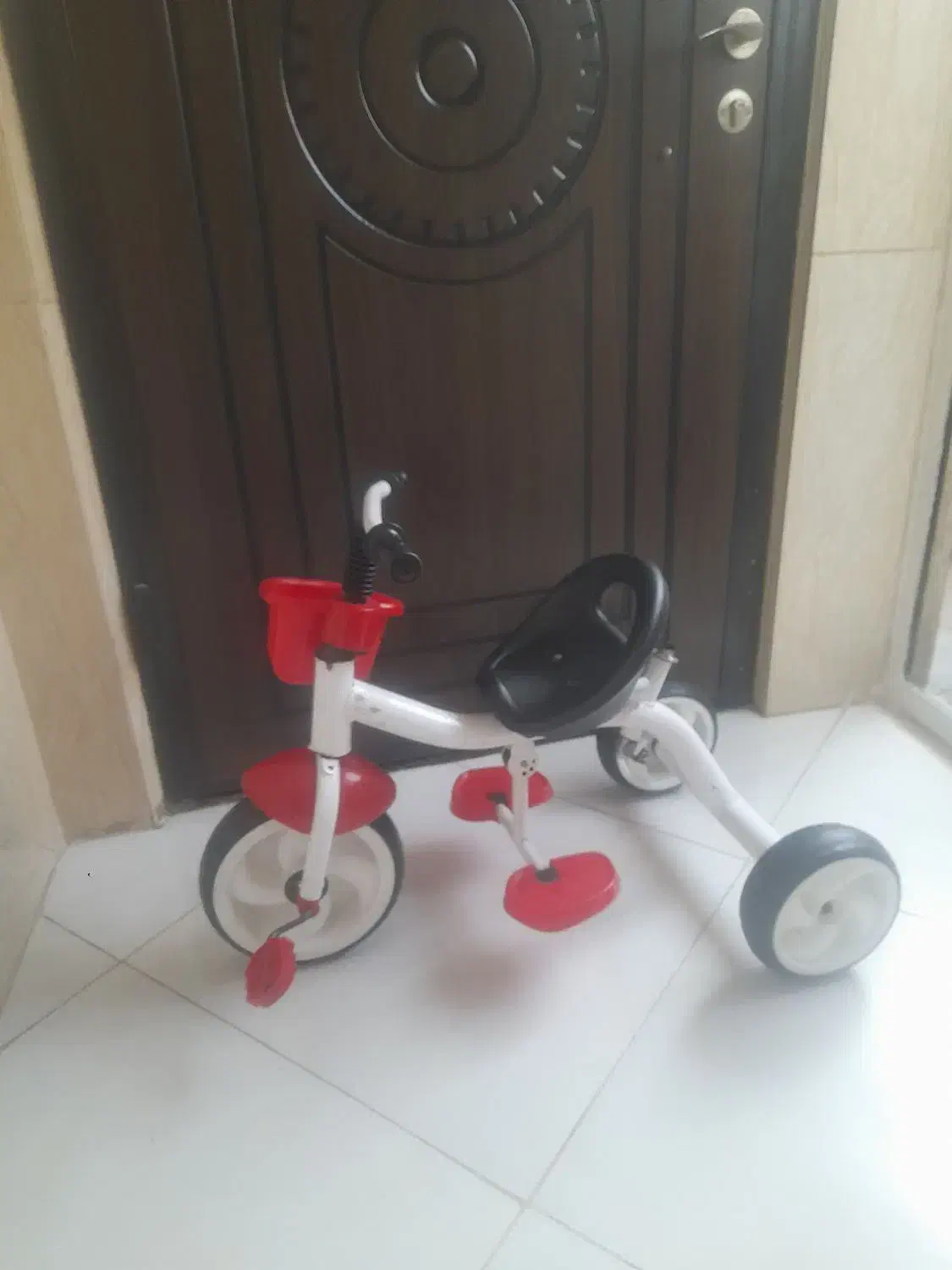 سه چرخه و تاب|اسباب‌بازی بچه|محمدشهر, محمدشهر|دیوار