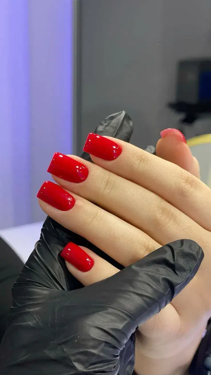 خدمات ناخن کاشت ،لمینت، مانیکور (تخفیف ویژه)|خدمات آرایشگری و زیبایی|اصفهان, فجر|دیوار