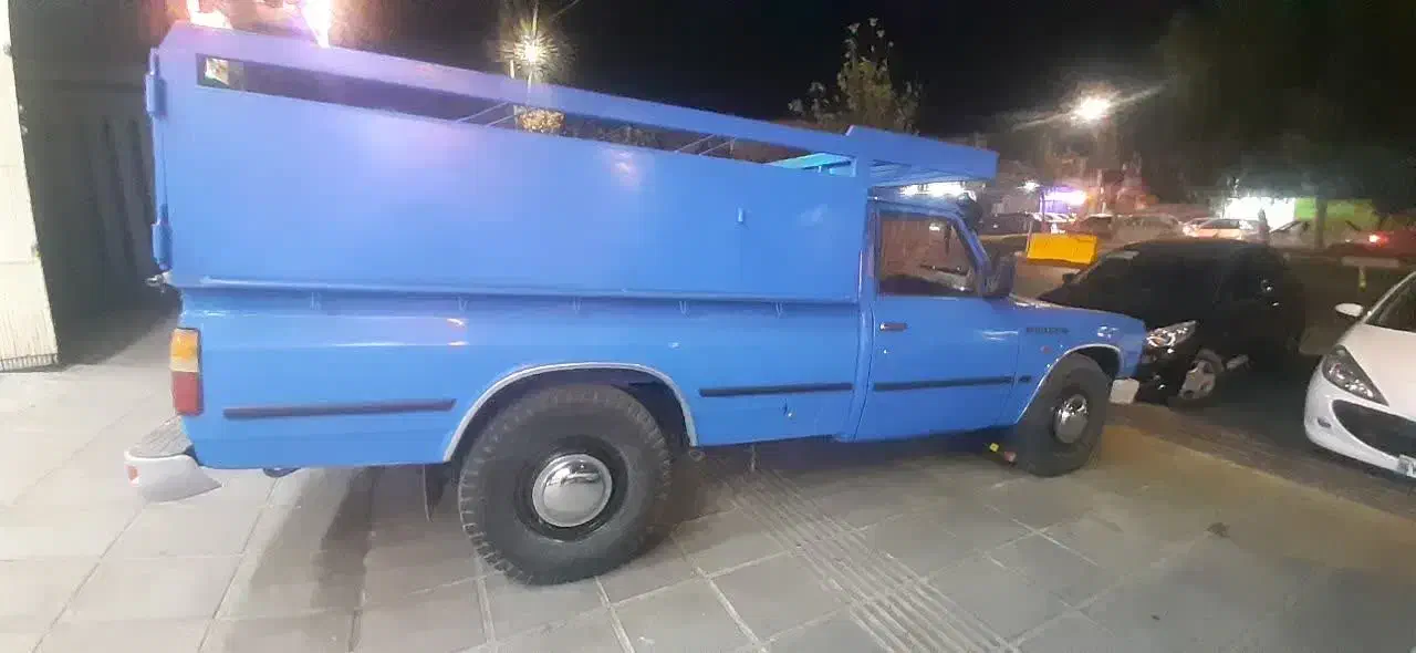 نیسان اواخر مدل ۹۴|خودرو سواری و وانت|قم, قلعه کامکار|دیوار