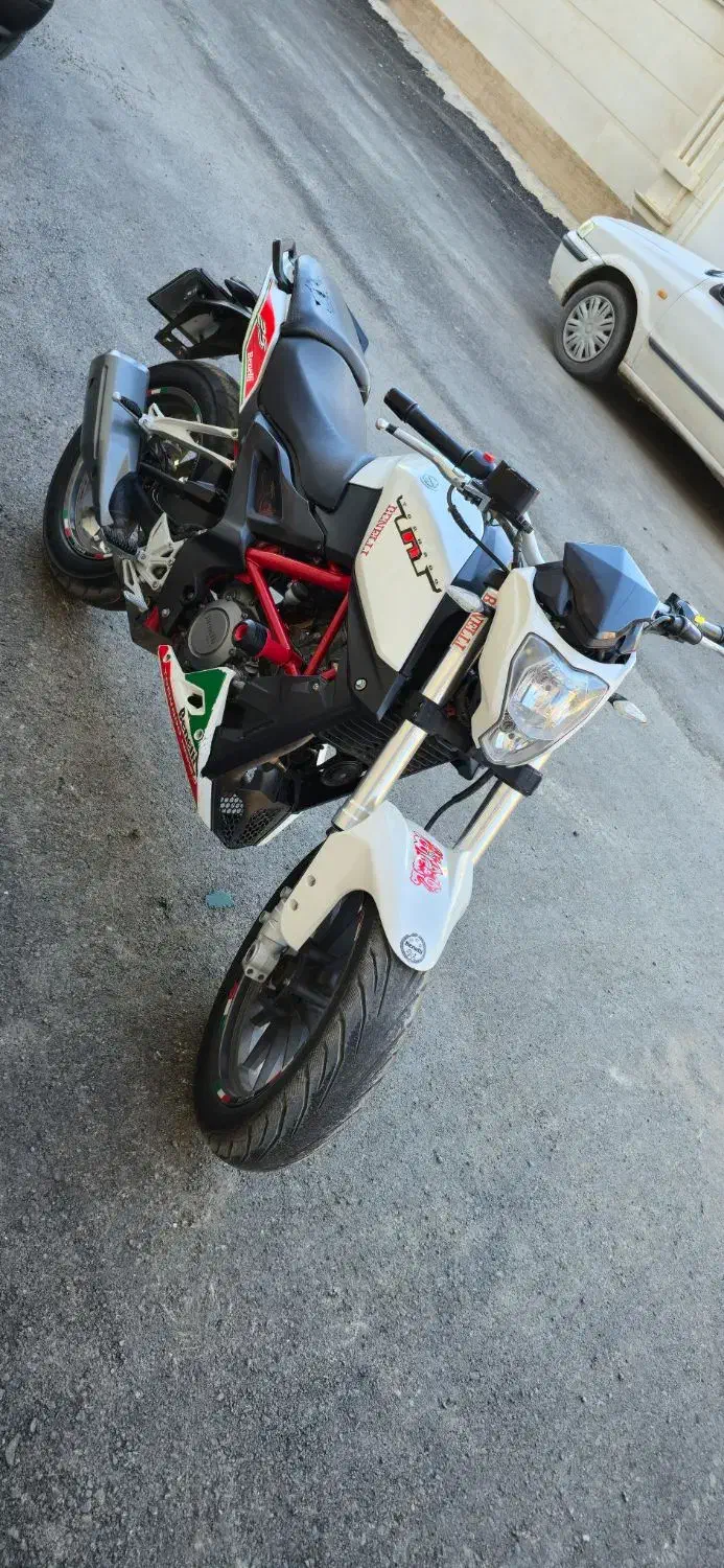 بنلی ۲۵۰ تک سیلندر|موتورسیکلت|سرپل ذهاب, |دیوار