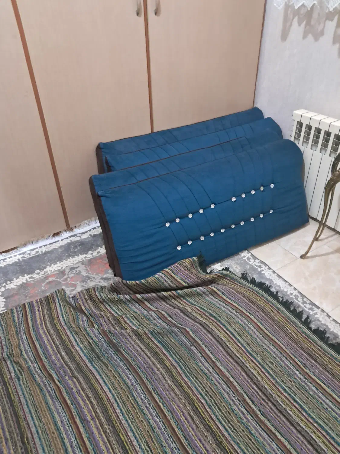 پشتی خانه|پشتی|چهاردانگه (تهران), |دیوار