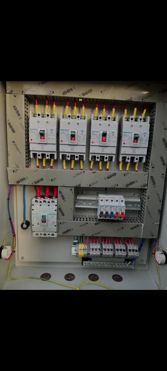 عیب یابی تخصصی برق کشی ساختمان ایفن لوسترو...|خدمات پیشه و مهارت|شیراز, شریف‌آباد|دیوار