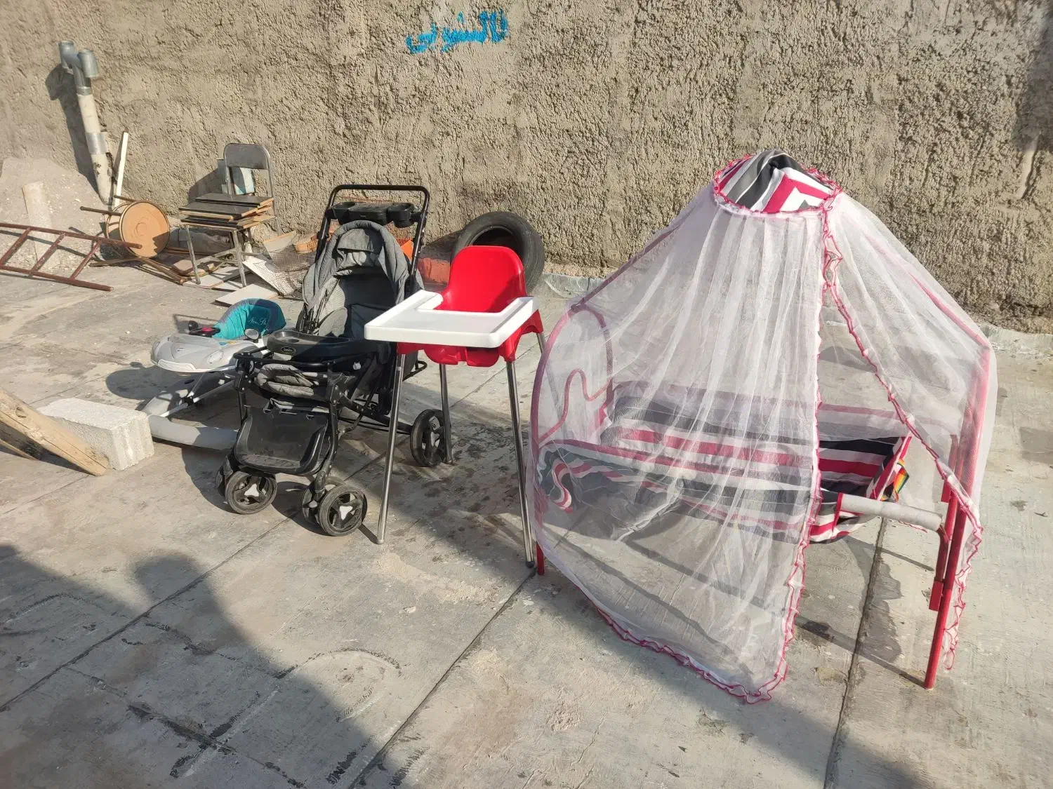 لوازم سیسمونی کودک نوزاد کالسکه کریر تخت صندلی غذا|تخت و صندلی بچه|تبریز, |دیوار