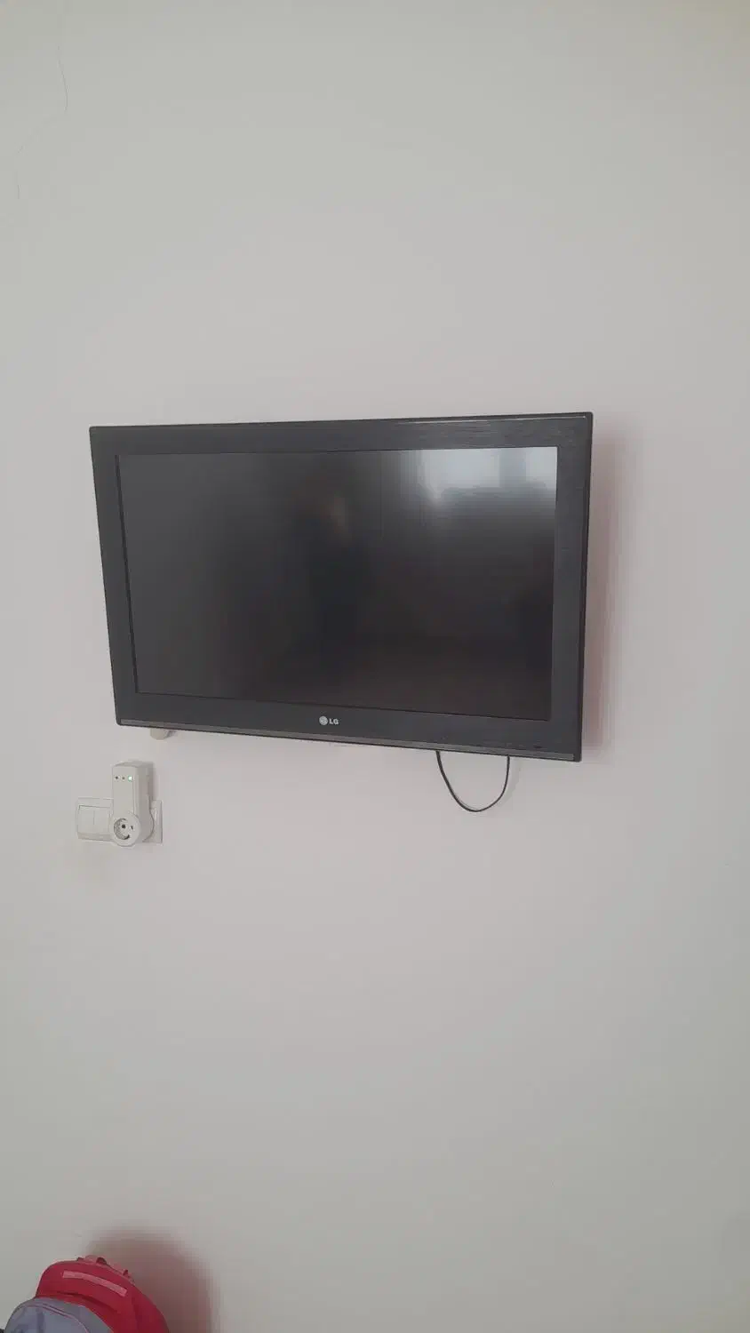 سلام تلویزیون ال سی دی ۳۲ سالم دیجیتال سرخود درحد|تلویزیون و پروژکتور|مریوان, |دیوار