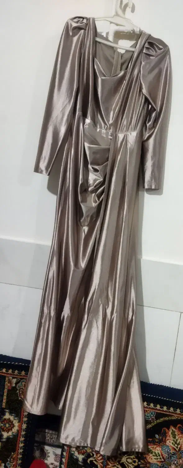 لباس، لباس مجلسی|لباس|قم, مهر آباد|دیوار