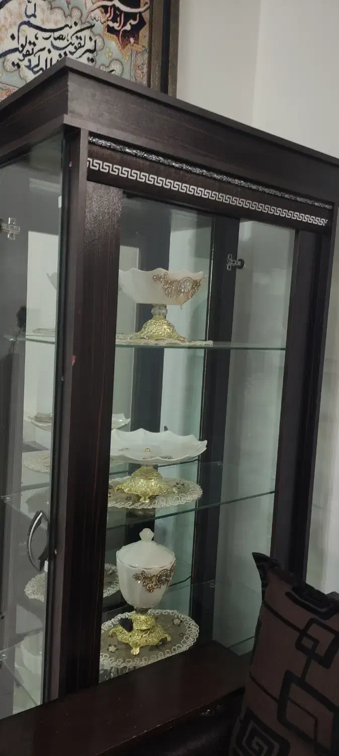 فروش ویترین در حد نو|بوفه، ویترین، کنسول|سمیرم, |دیوار