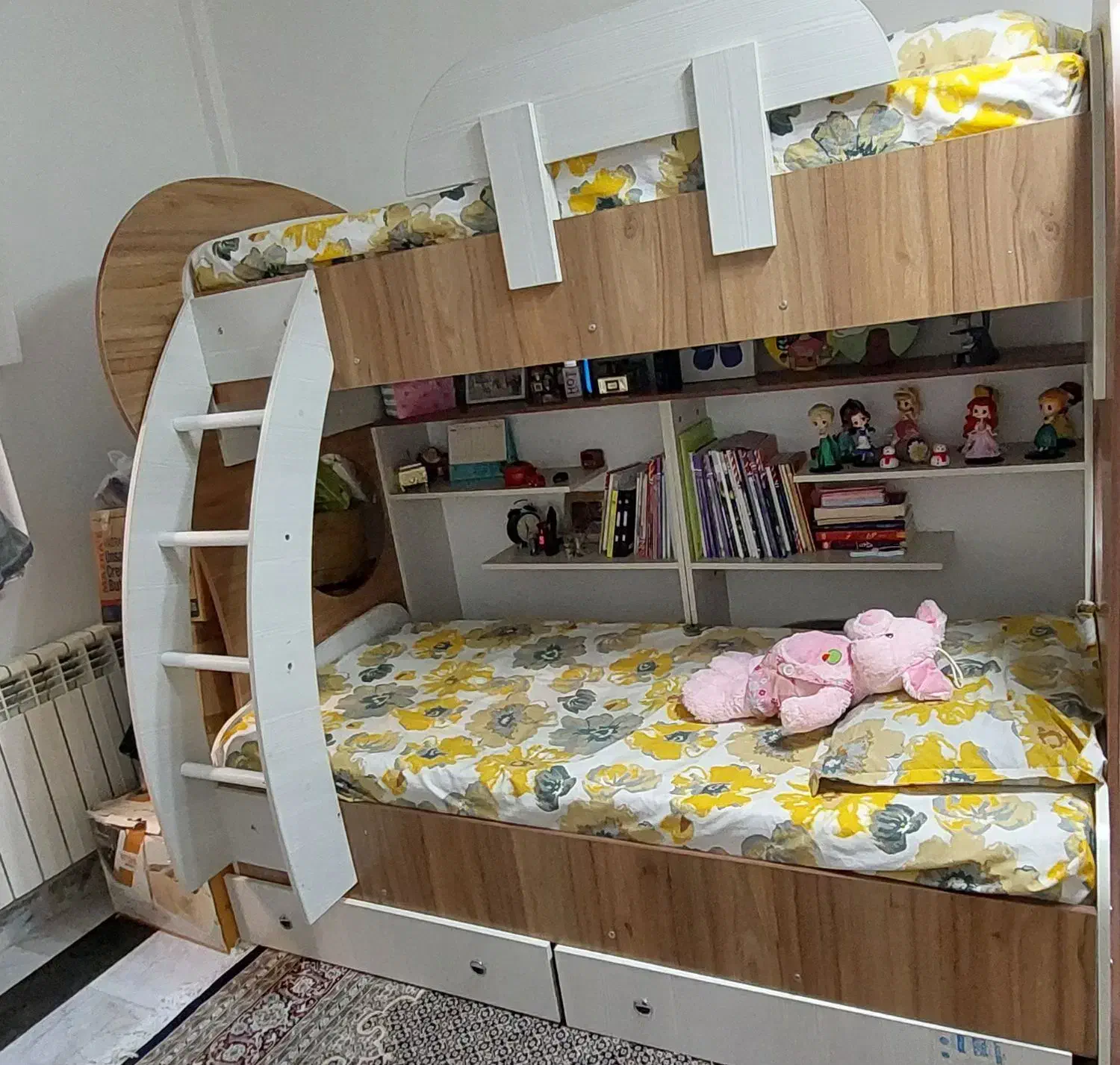 تخت دو طبقه چوبی|تخت و سرویس خواب|تهران, مینای شمالی (مخبر)|دیوار