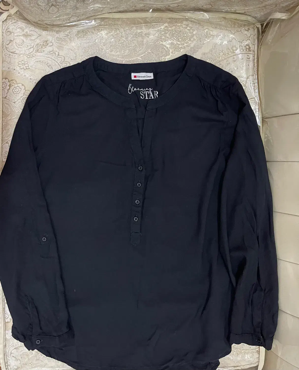 بلوز مشکی زنانه جنس خارجی نخی سایز ۴۰|لباس|قم, هفت تیر|دیوار