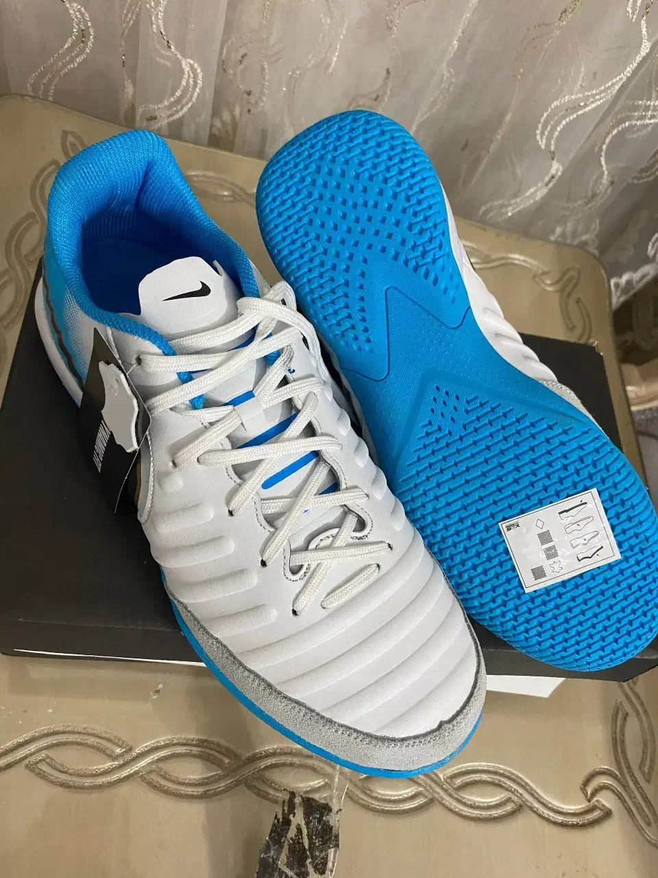 کتونی فوتسال|کیف، کفش، کمربند|اسلام‌شهر, شهرک قائمیه|دیوار