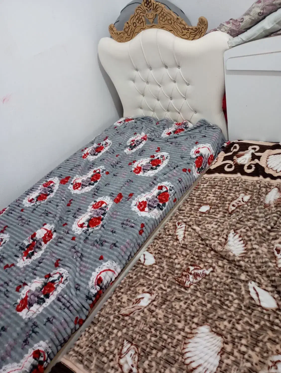 دوتاش پنج ملیون|تخت و سرویس خواب|ساوه, |دیوار