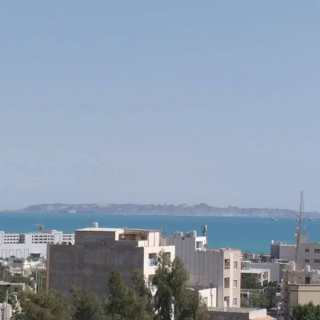 آپارتمان ۱۰۵ متری بر الهیه ۲ خواب ویو دریا|فروش آپارتمان|قشم, |دیوار