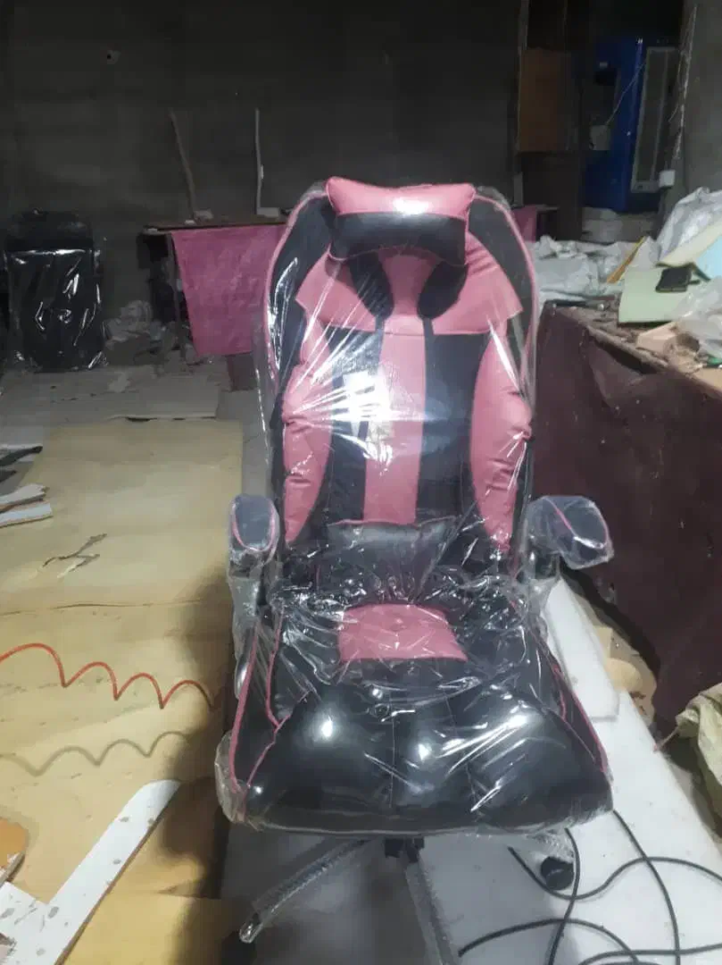 صندلی گیمینگ اصل با ۳۶ ماه گارانتی خرید از تولیدی|صندلی و نیمکت|شیراز, ستارخان|دیوار