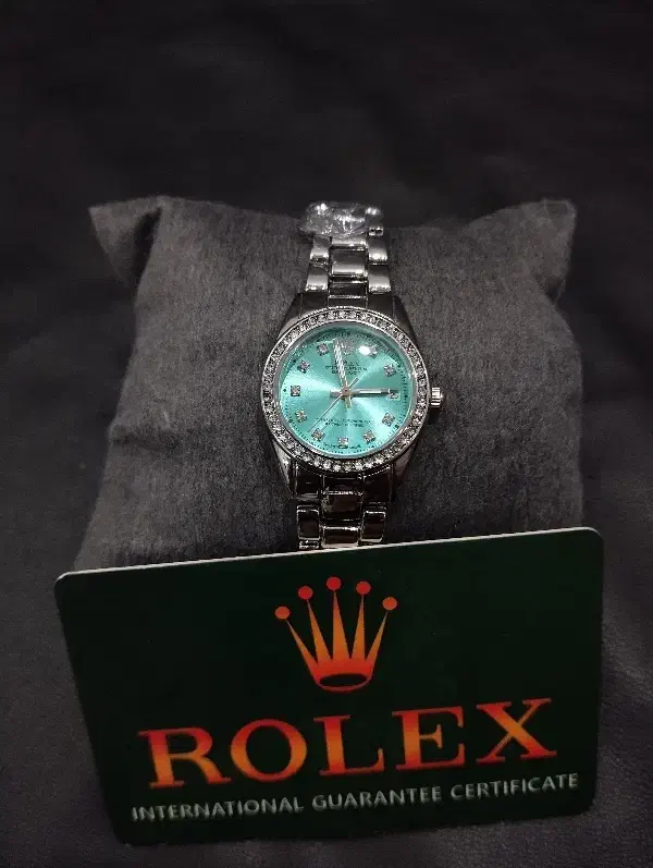 کوارتز|کلکسیون اشیاء عتیقه|بندر امام خمینی, |دیوار