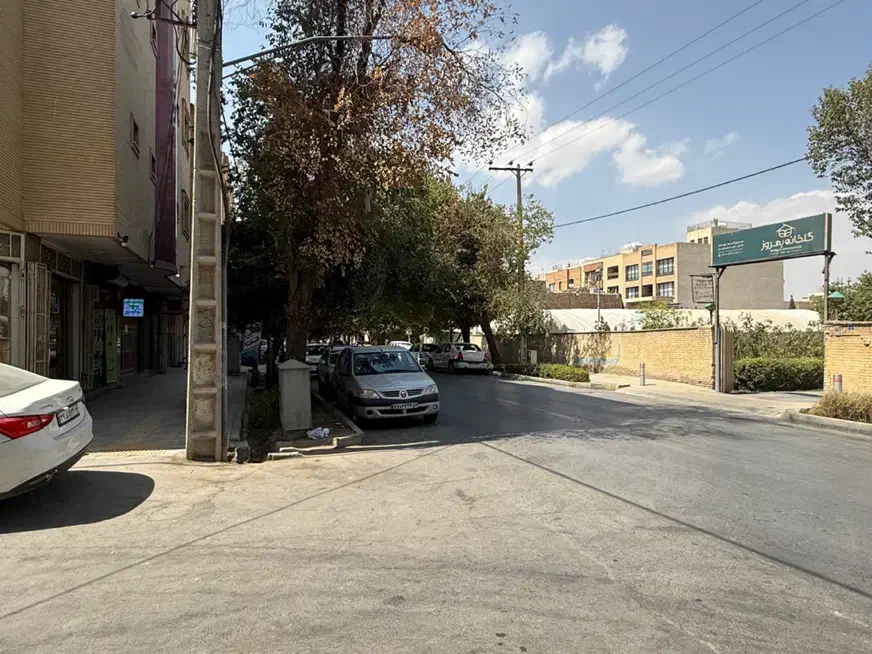 فروش مغازه تجاری۱۹۰متر۶دانگ کاوه،عادلپور۱۰۰٪معاوضه|فروش مغازه و غرفه|اصفهان, طامه|دیوار