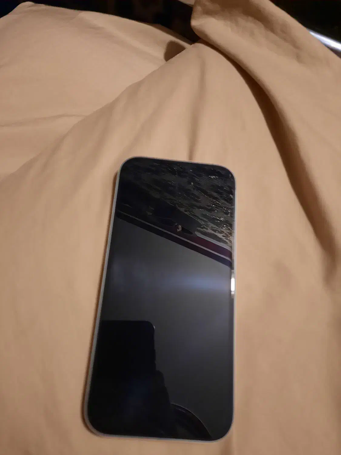 ایفون 16 نرمال سفید|موبایل|اهواز, گلستان|دیوار