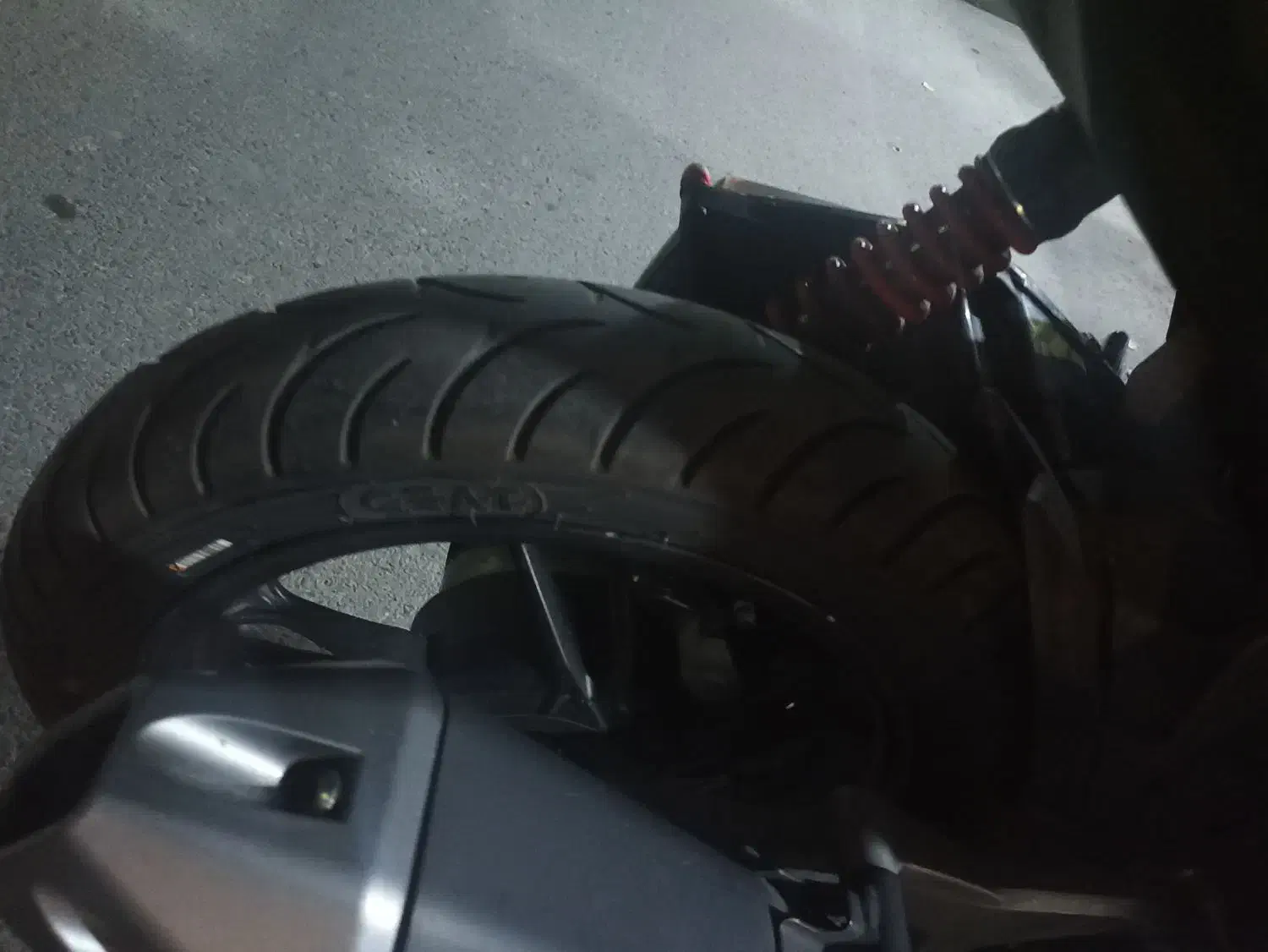 هندا کلیک اصلی تک ریموت|موتورسیکلت|ری, جوانمرد قصاب|دیوار