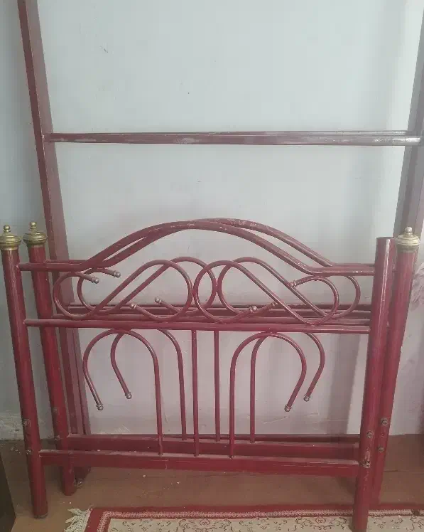 تخت فرفوژه بدون تشک|تخت و سرویس خواب|کرمان, |دیوار