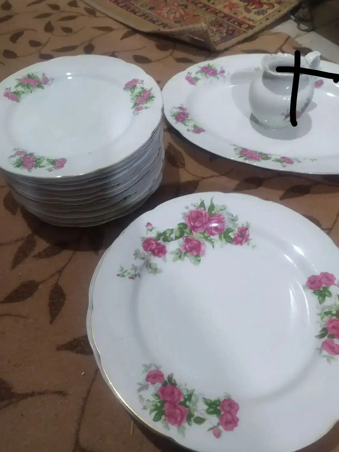 بشقاب گل سرخ ودیس|ظروف سرو و پذیرایی|قم, چهل اختران|دیوار