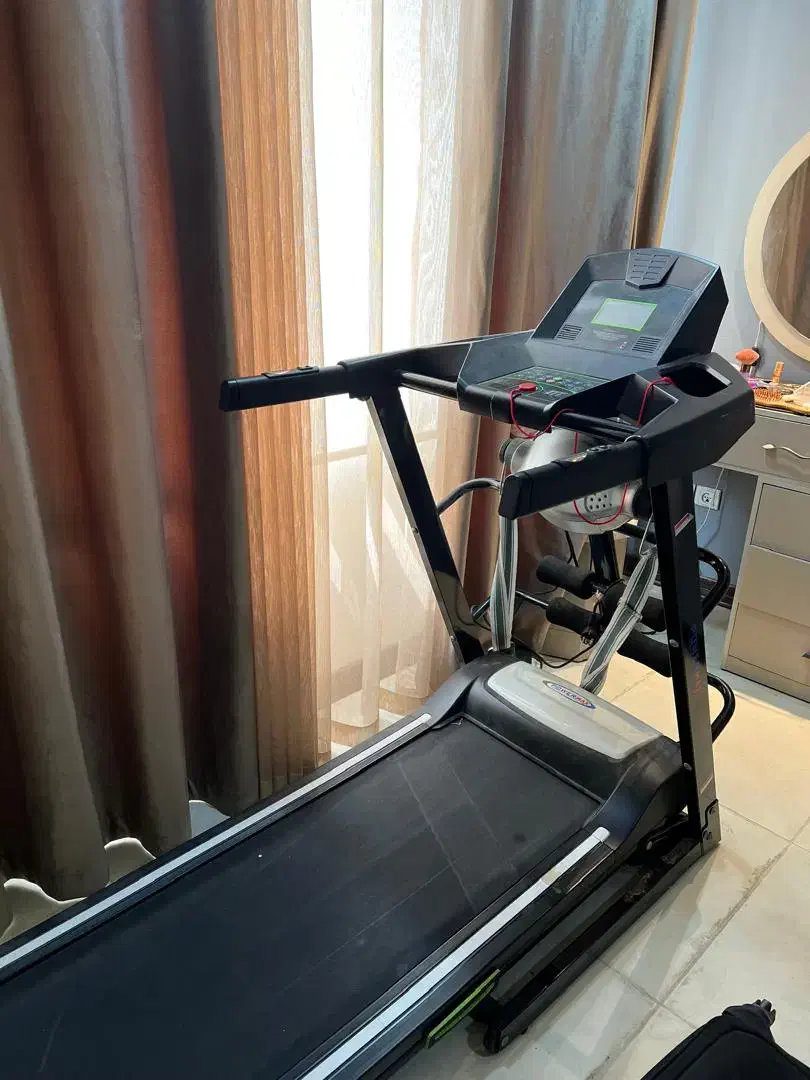 تردمیل سالم در حد نو|تجهیزات ورزشی|کیش, |دیوار