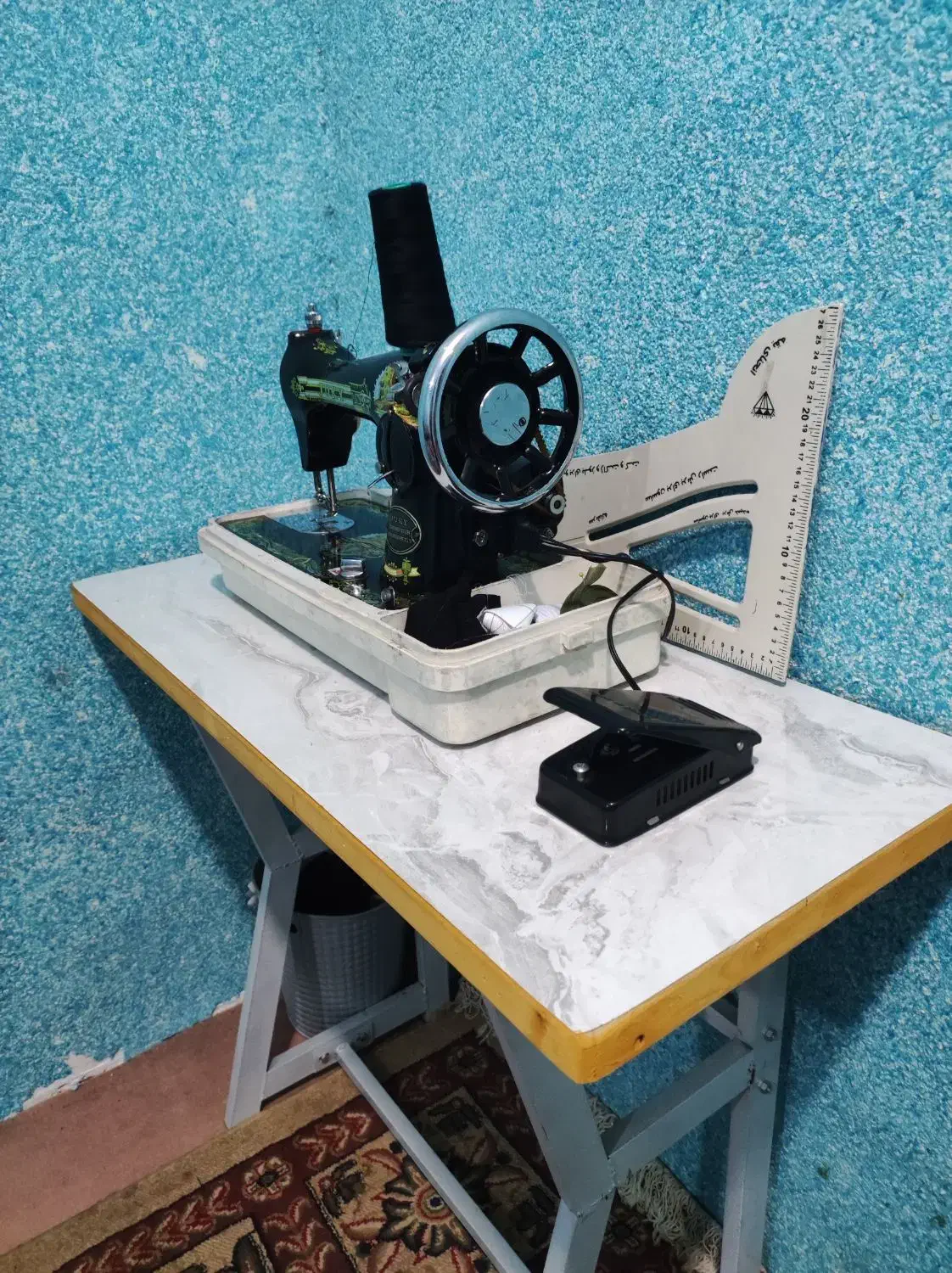 چرخ خیاطی و میز|چرخ خیاطی و ریسندگی|اهواز, منازل کارون|دیوار