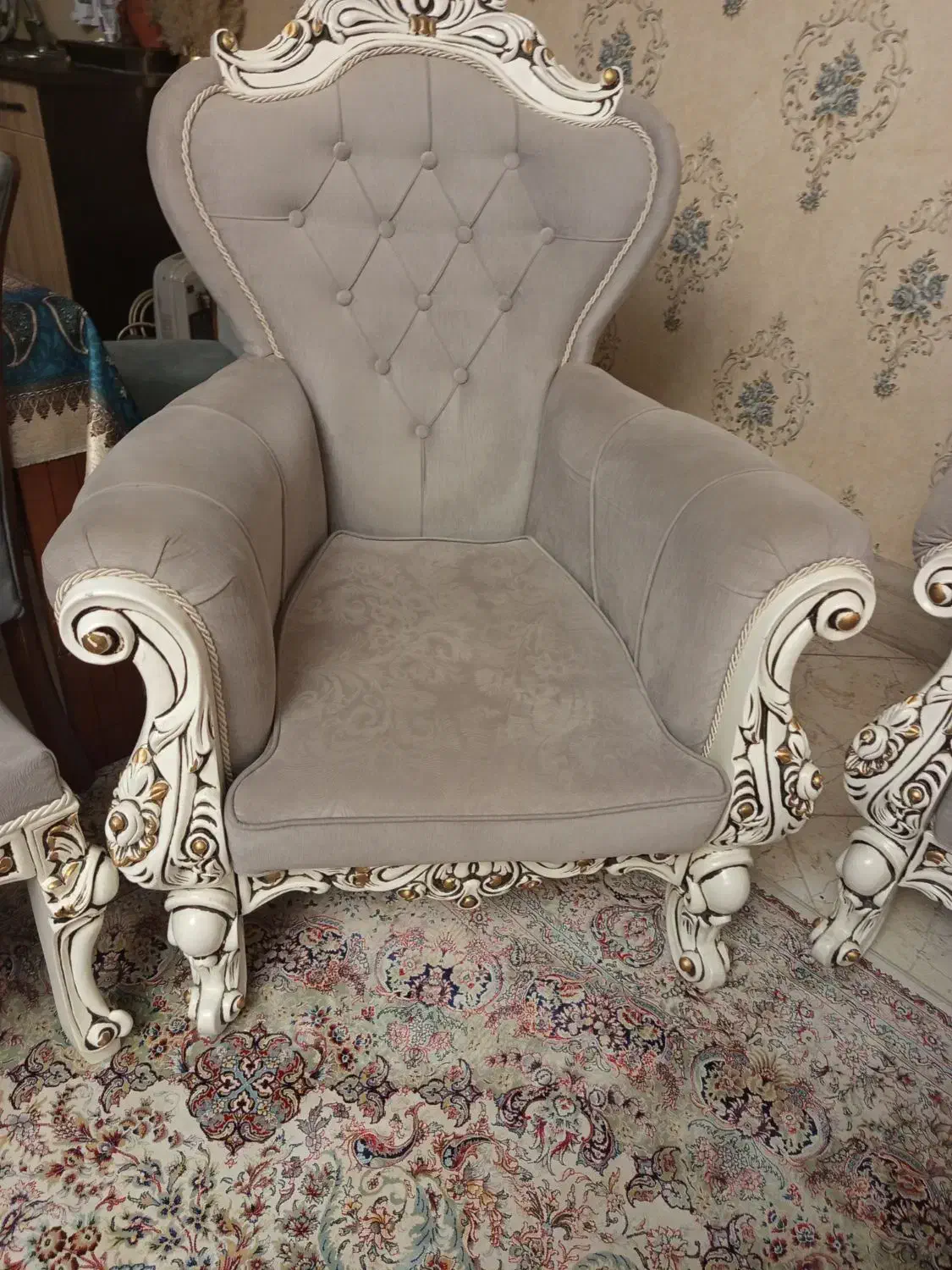 یک دست مبل 11نفره و میز نهارخوری 6نفره|مبلمان خانگی و میز عسلی|زاهدان, |دیوار