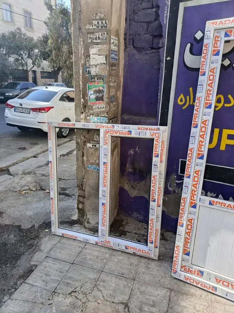 یک عددپنجره ودربupvcآماده زیر قیمت فوری فروشی|مصالح و تجهیزات ساختمان|کرج, کرج نو|دیوار