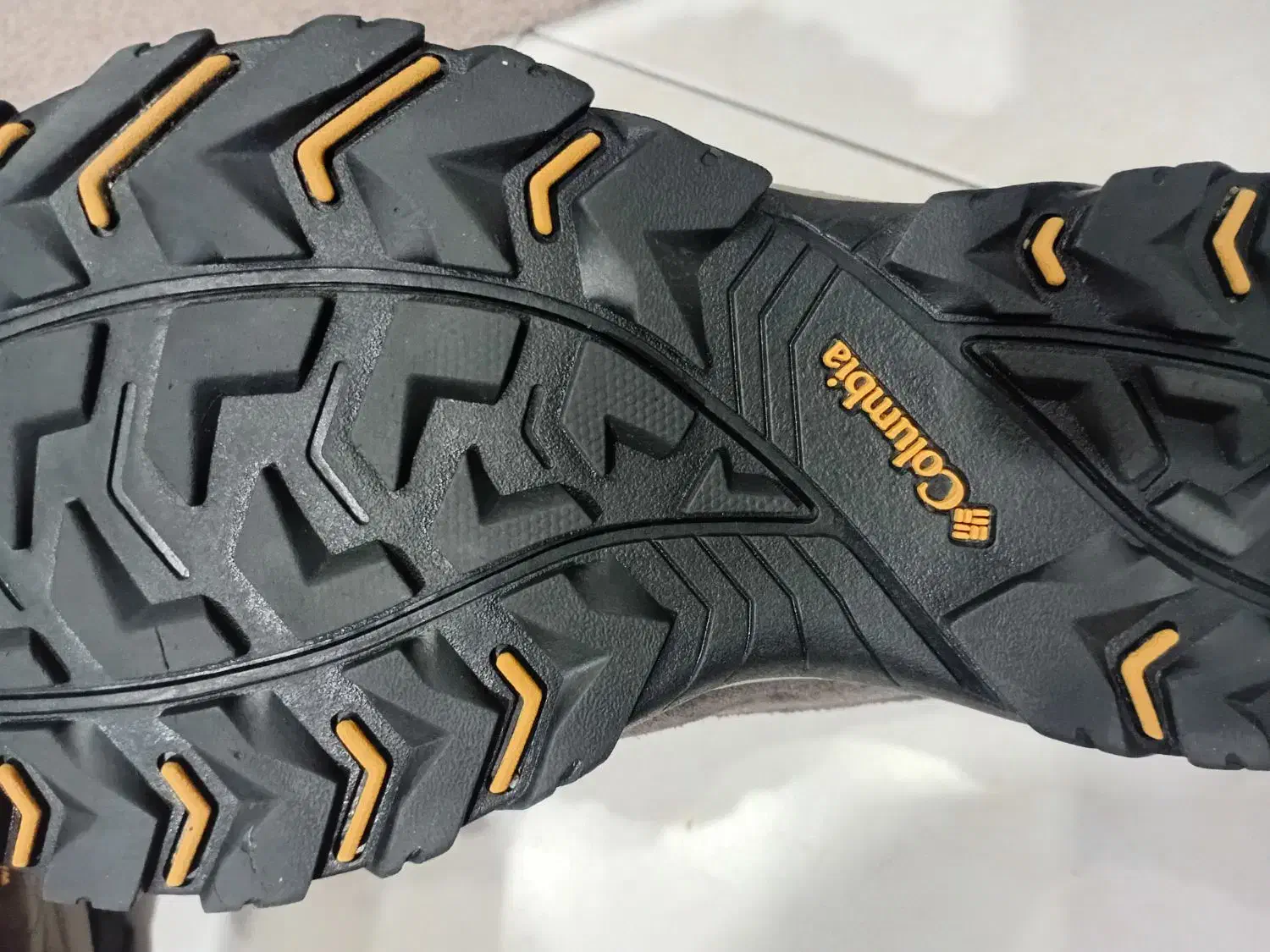 کفش کوهنوردی کلمبیا اصل|کیف، کفش، کمربند|تهران, شهرک استقلال|دیوار