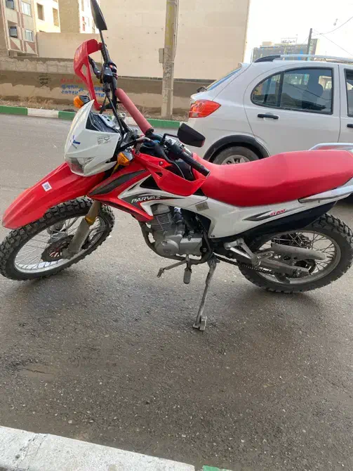 تریل ۴۰۴ صفر|موتورسیکلت|بومهن, |دیوار