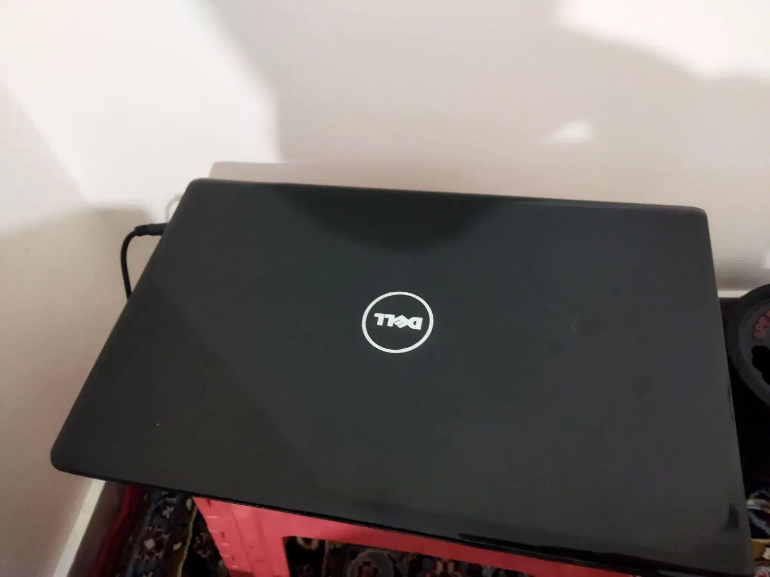 لپ تاپ دل|رایانه همراه|ری, شهادت|دیوار