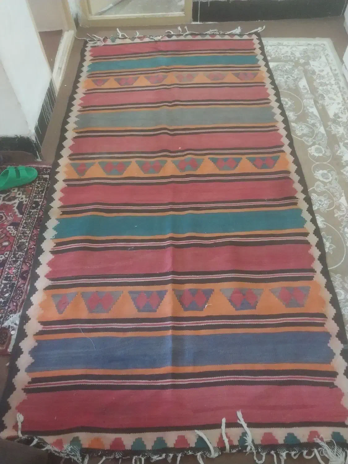 گلیم پشمی سه متر در یک مترو نیم|گلیم، جاجیم، گبه|فرخشهر, |دیوار