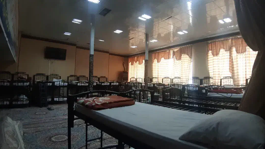 حسینیه فلکه آب|اجارهٔ کوتاهمدت آپارتمان و سوئیت|مشهد, عیدگاه|دیوار
