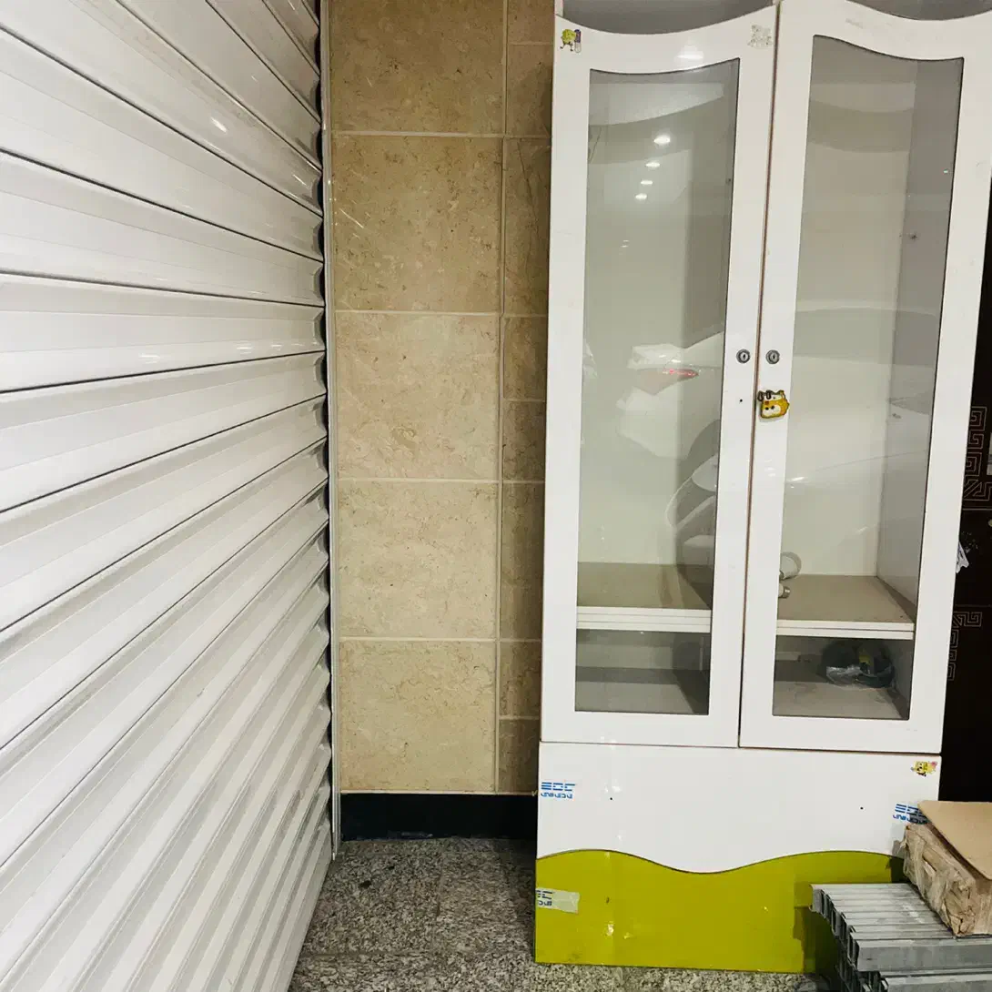 ویترین کودک|اسباب و اثاث بچه|اهواز, آریاشهر|دیوار