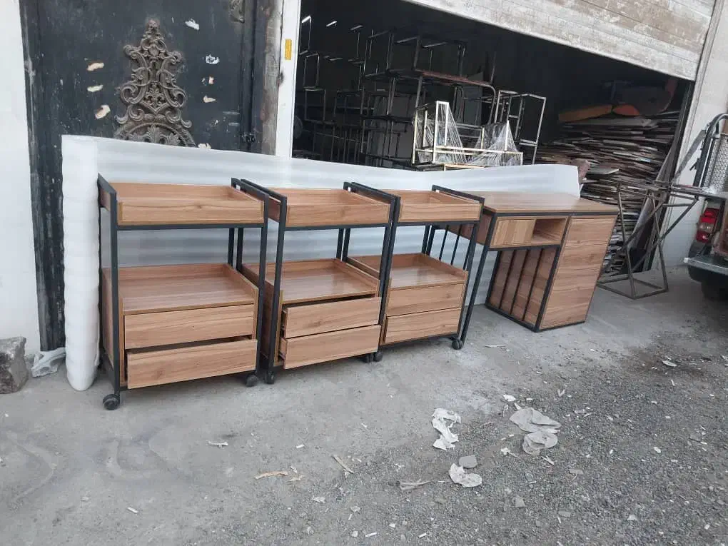 ترولی سه طبقه آرایشگاهی|آرایشگاه و سالنهای زیبایی|تهران, شهرک ابوذر|دیوار