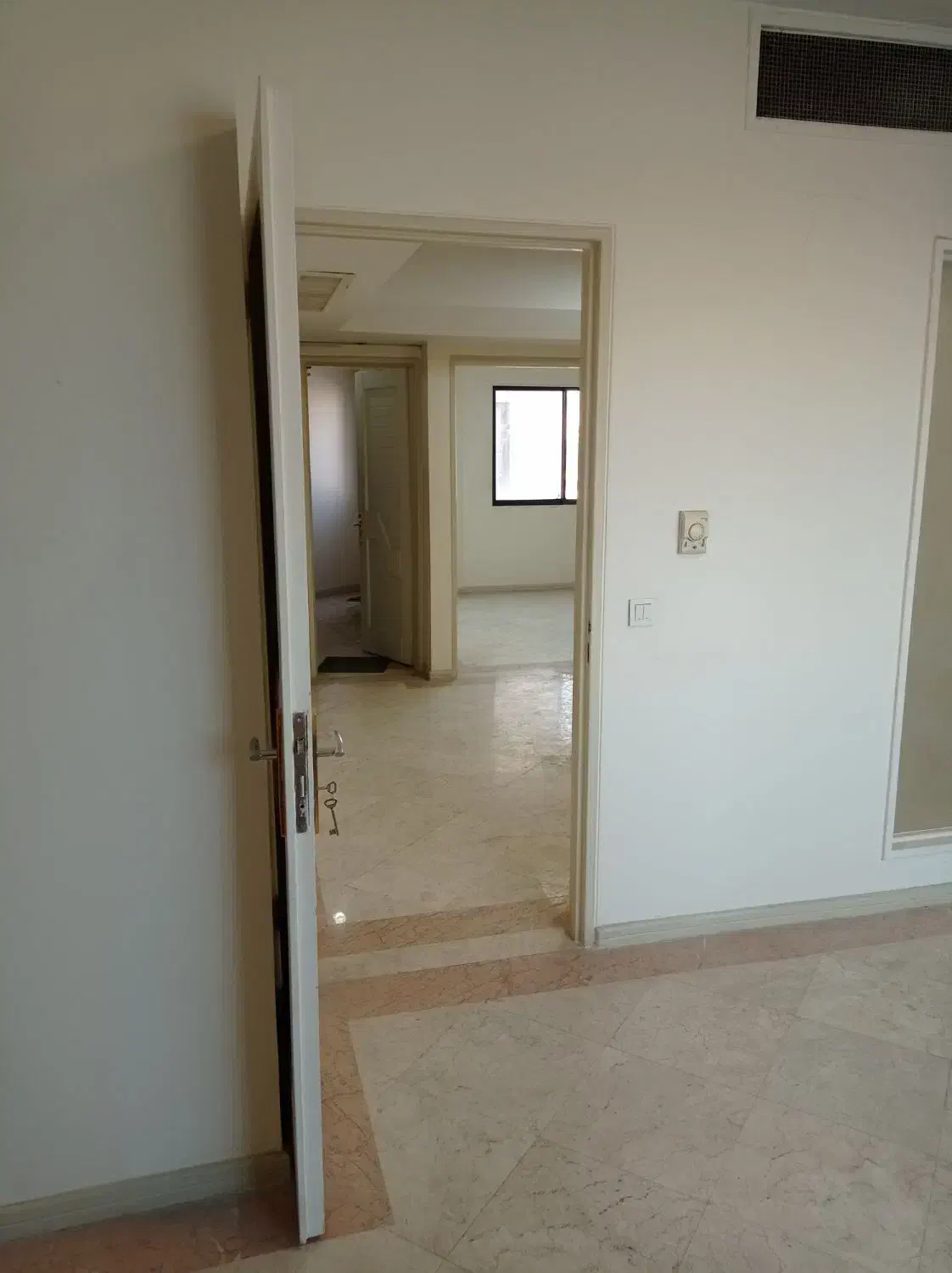 75متر سند اداری برج دریای نور  خیابان سرافراز|اجارهٔ دفتر کار، اتاق اداری، مطب|تهران, سنائی|دیوار