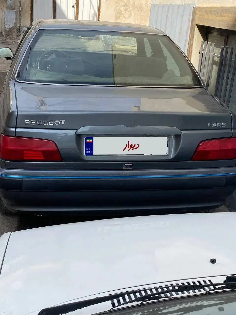 ماشین پژو پارس|خودرو سواری و وانت|ساوه, |دیوار