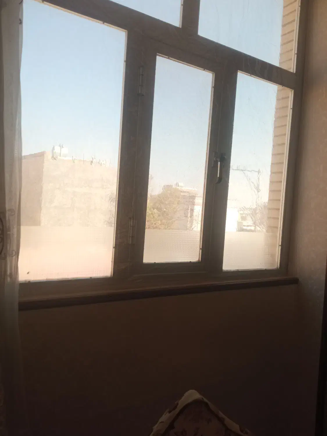 اجاره دفتر کار .واحد اداری|اجارهٔ دفتر کار، اتاق اداری، مطب|لنجان, |دیوار