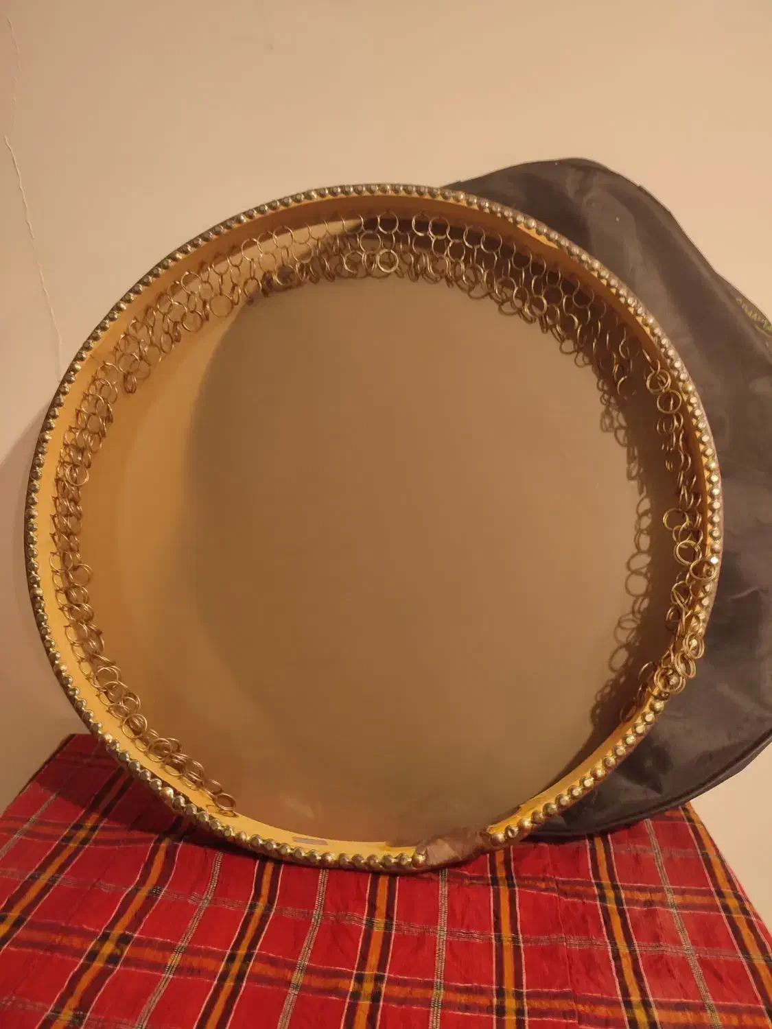 دف ساز ایرانی|سازهای سنتی|هشتگرد, شهرک صنعتی هشتگرد|دیوار