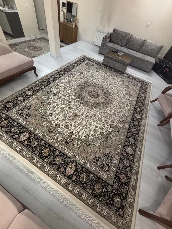 دو فرش ۱۲۰۰ شانه زمرد مشهد|فرش|ری, شهرری|دیوار