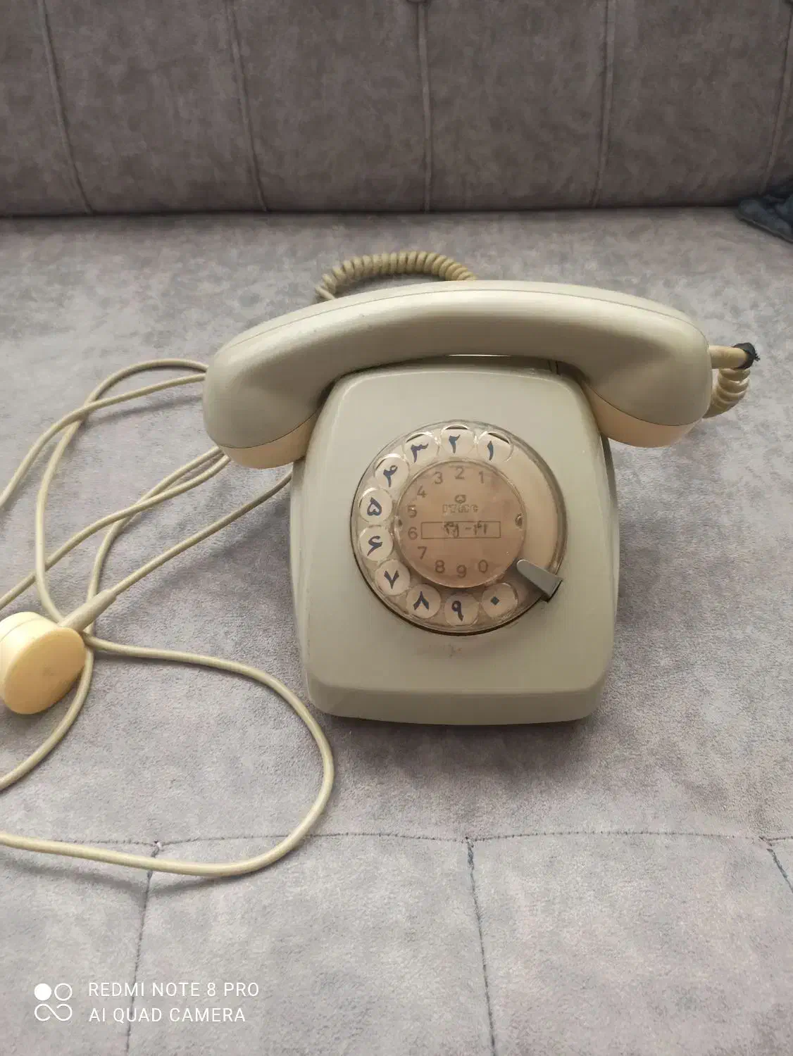 تلفن کلکسیونی|کلکسیون اشیاء عتیقه|بروجرد, |دیوار