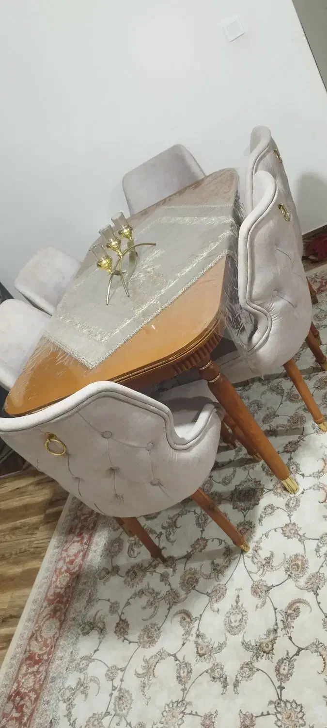 نهار خوری در حد نو|میز و صندلی غذاخوری|سنندج, |دیوار