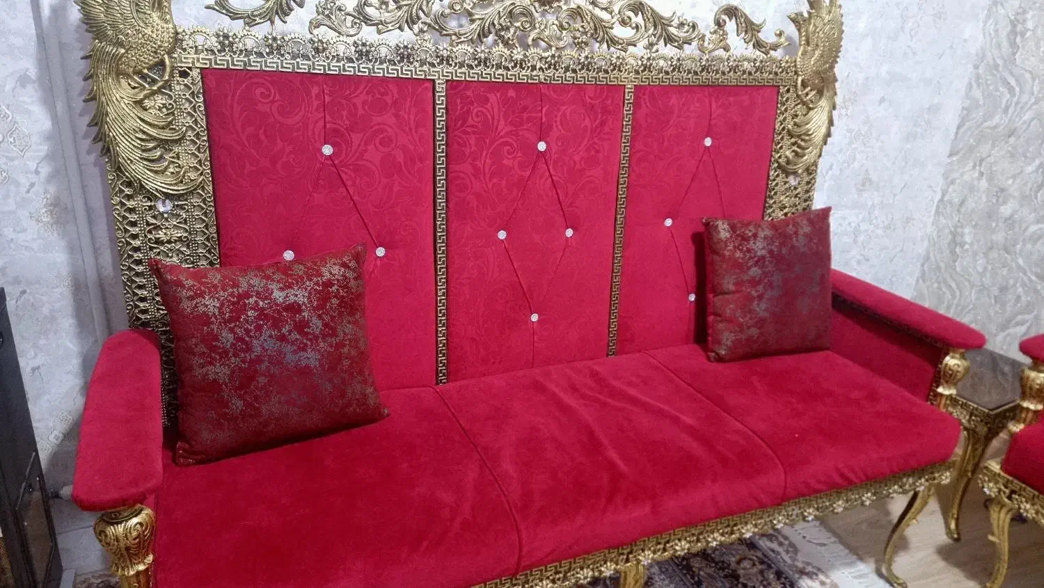 مبلمان سلطنتی ۷ نفره|مبلمان خانگی و میز عسلی|خرمآباد, |دیوار