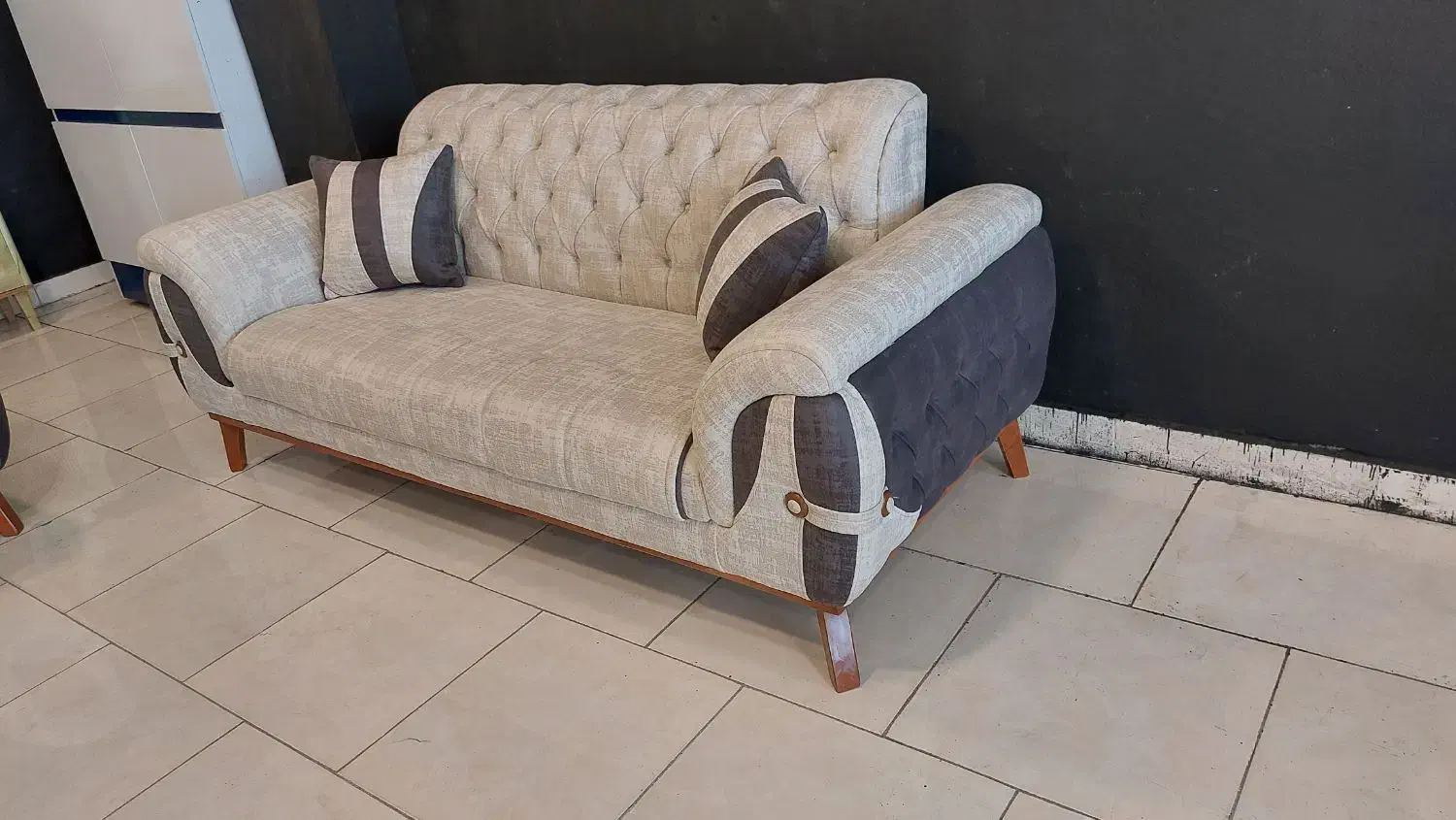 مبل ۷نفره با کیفیت ب قیمت تولید|مبلمان خانگی و میز عسلی|رشت, لاکان شهر|دیوار