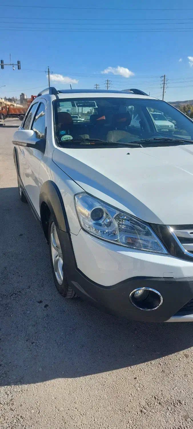 h30 کراس مدل ۹۷ تی یو فایو ، بکر|خودرو سواری و وانت|شیراز, شهرک فرزانگان|دیوار