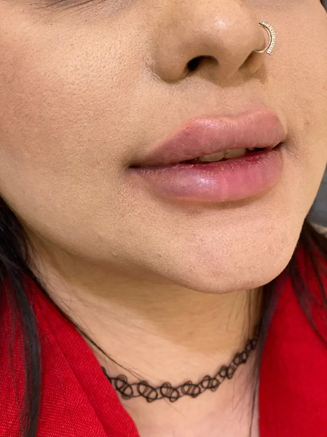 ژل لب|خدمات آرایشگری و زیبایی|شیروان (خراسان), |دیوار