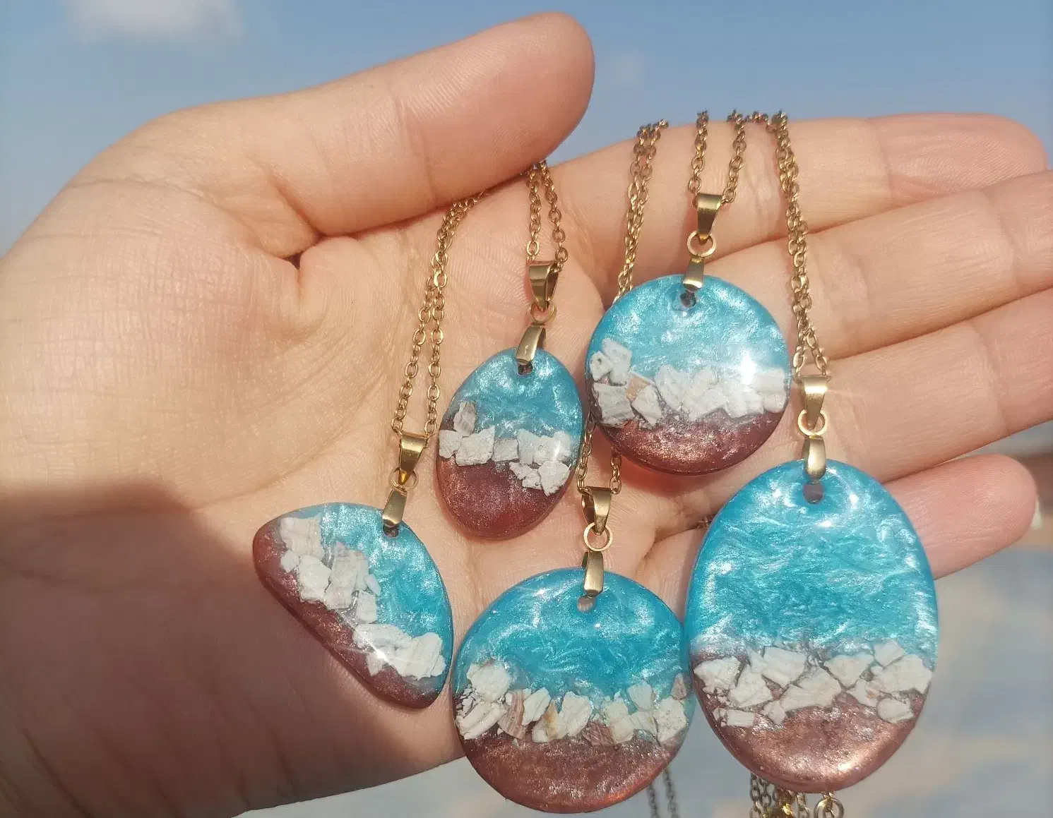 گردنبند رزینی|بدلیجات|گنبد کاووس, |دیوار