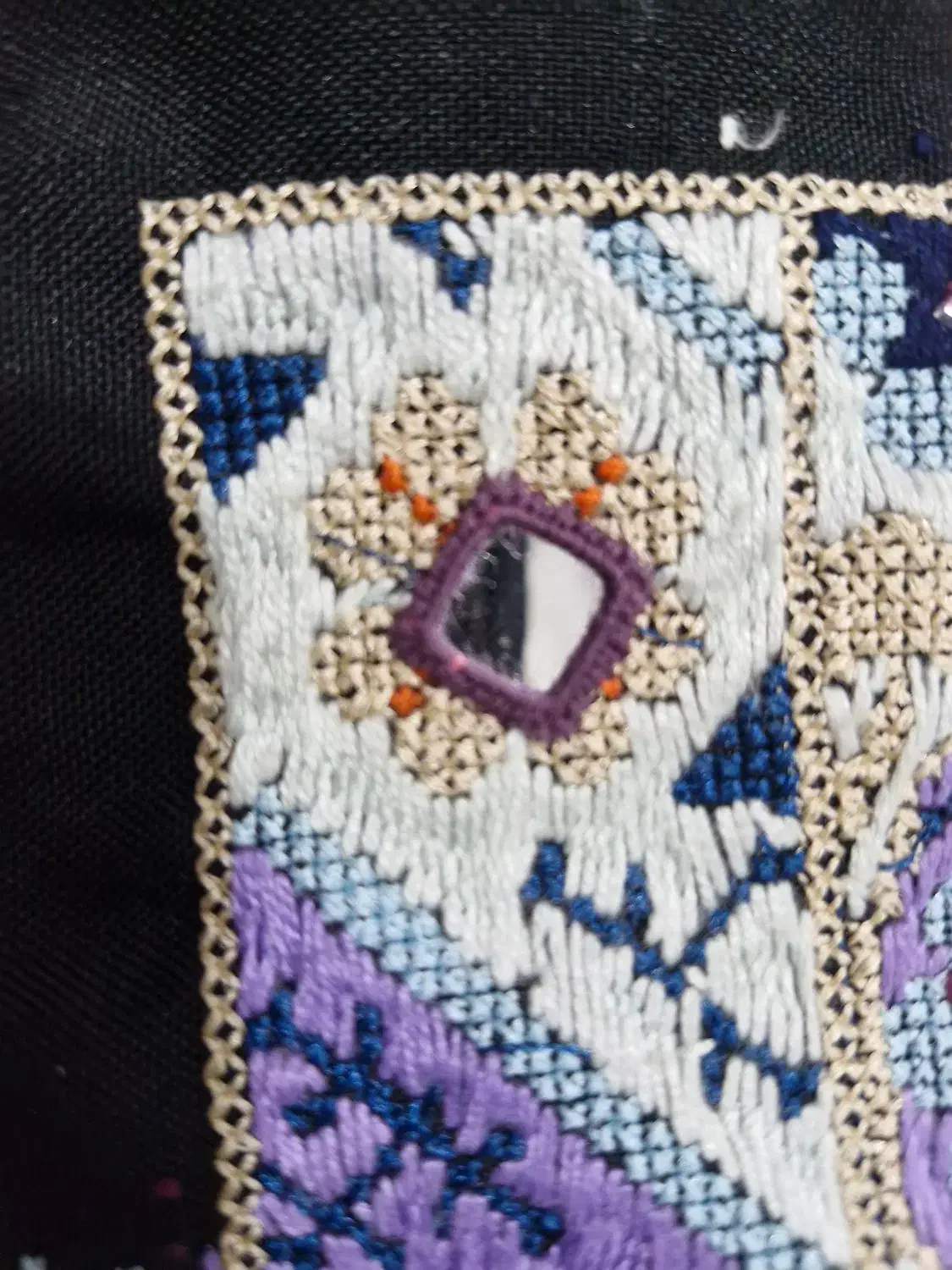 دوخت آینه|آینه|زاهدان, |دیوار