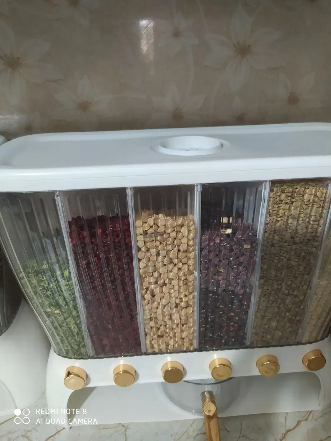 جا حبوباتی دوتا دارم میخام بفروشم|ظروف نگهدارنده، پلاستیکی، یکبارمصرف|یاسوج, |دیوار